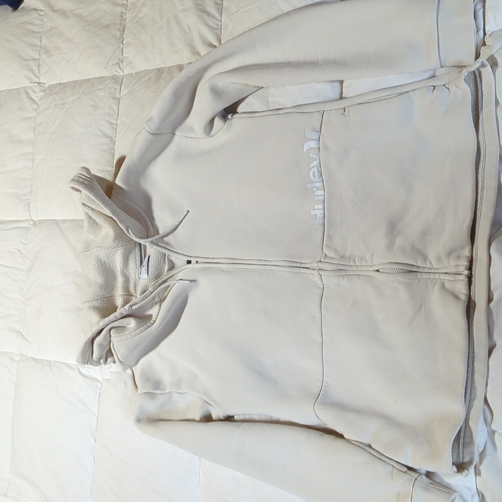 Cream colored Hurley sweatshirt